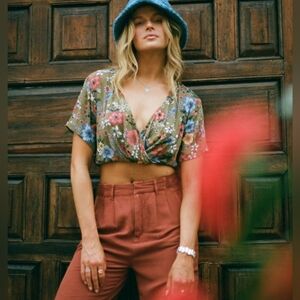 O'Neill Cute and casual lightweight Cotton Wide Leg pant, comfort and distressed